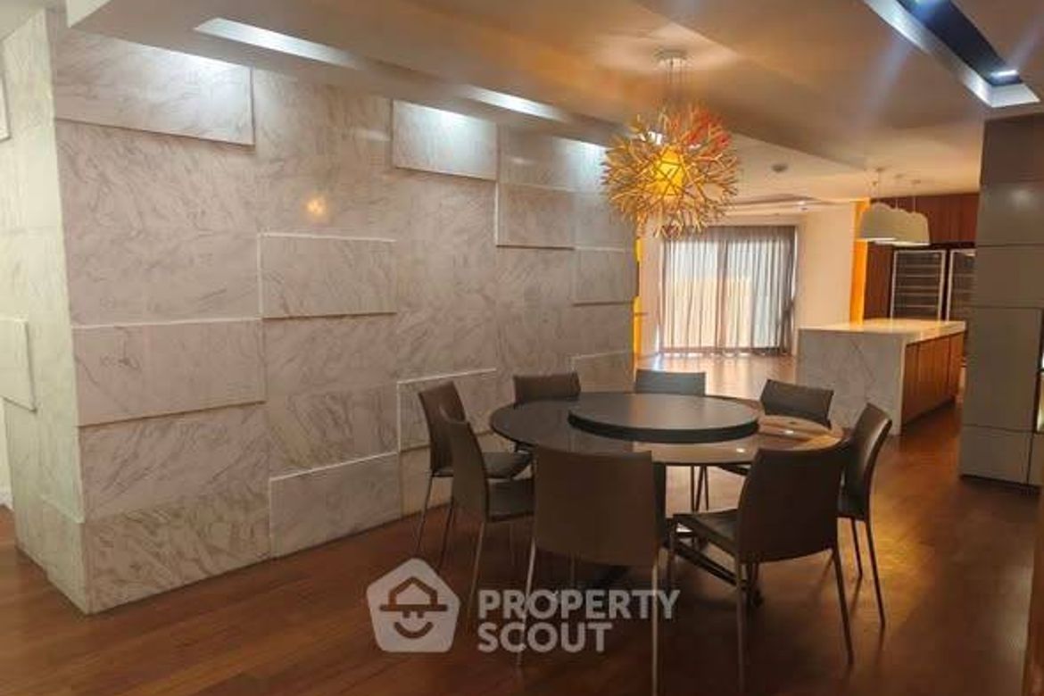 Huai Khwang, Bangkok - Photo 3