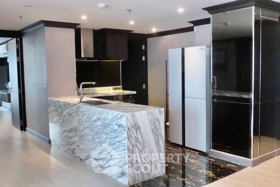 Watthana, Bangkok - Photo 3