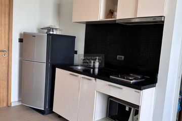 1 Bedroom Condo for rent in Fuse Sathorn - Taksin, Bang Lamphu Lang, Bangkok near BTS Wongwian Yai