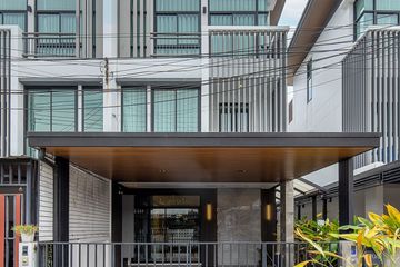 3 Bedroom Townhouse for Sale or Rent in Cozy Satreewittaya 2 Soi 10, Chan Kasem, Bangkok