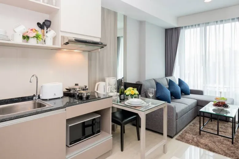1 Bedroom Condo For Rent