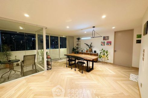 Watthana, Bangkok - Photo 1