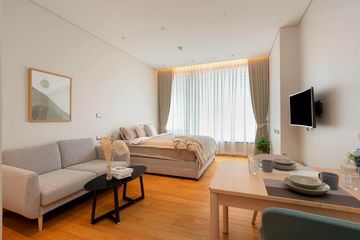 Condo for rent in Sindhorn Residence, Lumpini, Bangkok near BTS Ploen Chit