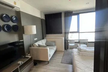 1 Bedroom Condo for rent in XT Huaikhwang, Din Daeng, Bangkok near MRT Huai Khwang