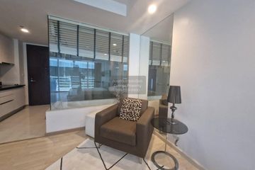2 Bedroom Condo for rent in The Rajdamri, Pathum Wan, Bangkok near BTS Ratchadamri