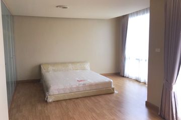 3 Bedroom Condo for rent in Somkid Gardens, Lumpini, Bangkok near BTS Chit Lom