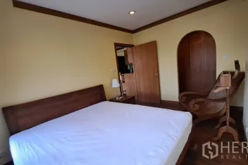 1 Bedroom Condo for rent in Saranjai Mansion, Khlong Toei, Bangkok near BTS Nana