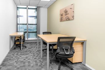 Office for rent in Khlong Toei Nuea, Bangkok near BTS Asoke