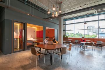 Office for rent in Phra Khanong Nuea, Bangkok near BTS Phra Khanong