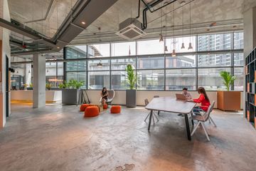 Office for rent in Phra Khanong Nuea, Bangkok near BTS Phra Khanong