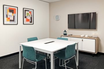 Office for rent in Din Daeng, Bangkok near MRT Sutthisan