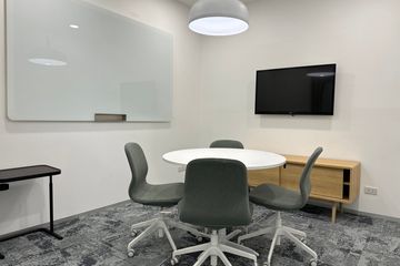 Office for rent in Pathum Wan, Bangkok near MRT Pratunam