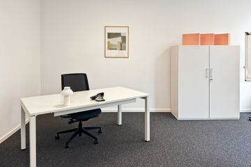 Office for rent in Phaya Thai, Bangkok near BTS Ari