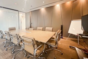 Office for rent in Silom, Bangkok near BTS Saint Louis
