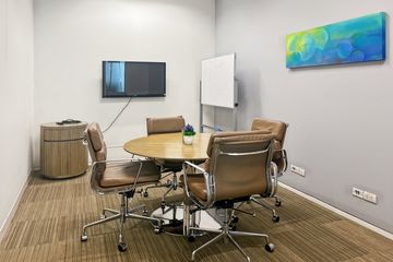 Office for rent in Silom, Bangkok near BTS Saint Louis