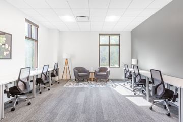 Office for rent in Sam Sen Nai, Bangkok near BTS Ari