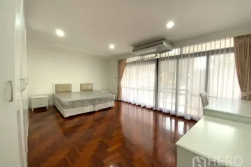 2 Bedroom Condo for rent in T.P.J. Condo, Khlong Tan Nuea, Bangkok near BTS Phrom Phong