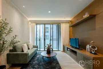2 Bedroom Condo for sale in Issara@42 Sukhumvit, Phra Khanong, Bangkok near BTS Ekkamai