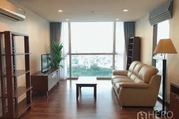 2 Bedroom Condo for rent in Sky Walk Condominium, Phra Khanong Nuea, Bangkok near BTS Phra Khanong