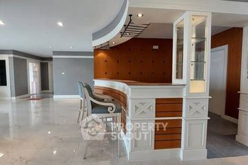 4 Bedroom Condo for rent in Saichol Mansion, Bang Lamphu Lang, Bangkok near BTS Saphan Taksin