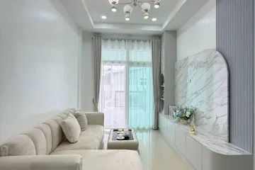 2 Bedroom House for sale in 