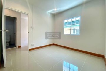 3 Bedroom Townhouse for sale in Baan Pruksa 12 Rangsit-Klong 3, Khlong Sam, Pathum Thani