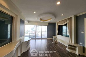 1 Bedroom Condo for rent in Saichol Mansion, Bang Lamphu Lang, Bangkok near BTS Saphan Taksin