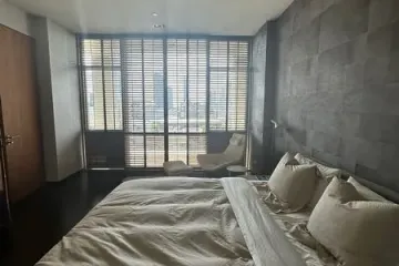 1 Bedroom Condo for Sale or Rent in Thung Maha Mek, Bangkok near MRT Lumpini