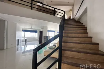 5 Bedroom Condo for sale in Bang Na, Bangkok near BTS Bang Na