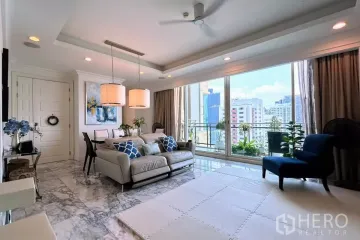 3 Bedroom Condo for sale in Royce Private Residences, Khlong Toei Nuea, Bangkok near BTS Asoke