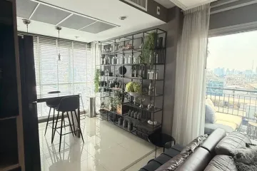 2 Bedroom Condo for rent in Life Ratchadapisek, Huai Khwang, Bangkok near MRT Huai Khwang