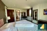 2 Bedroom Condo for sale in Na Kluea, Chonburi