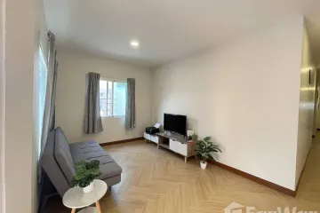 2 Bedroom Townhouse for rent in Baan Sawang Nakhon, Nong Pa Khrang, Chiang Mai