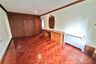 2 Bedroom Condo for rent in Khlong Toei Nuea, Bangkok near MRT Phetchaburi