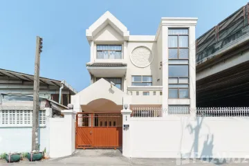 4 Bedroom House for rent in Phra Khanong, Bangkok near BTS On Nut