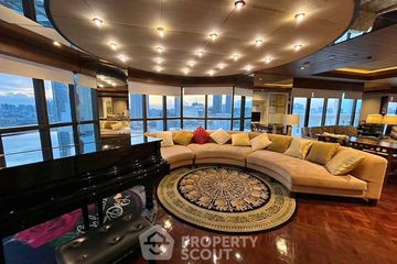 2 Bedroom Condo for rent in Silom, Bangkok near BTS Saphan Taksin