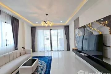 3 Bedroom Townhouse for rent in Bang Lamung, Chonburi