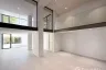 5 Bedroom Townhouse for Sale or Rent in Phra Khanong Nuea, Bangkok