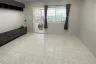 2 Bedroom Townhouse for rent in Siri Rat, Bangkok near MRT Siriraj