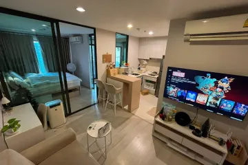 1 Bedroom Condo for rent in Life Pinklao, Bang Yi Khan, Bangkok near MRT Bang Yi Khan