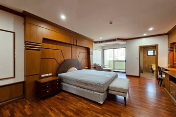 3 Bedroom Condo for rent in Khlong Tan Nuea, Bangkok near BTS Thong Lo