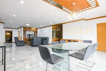 3 Bedroom Condo for rent in Khlong Tan Nuea, Bangkok near BTS Thong Lo