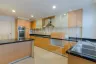 3 Bedroom Condo for rent in Khlong Toei Nuea, Bangkok near MRT Sukhumvit