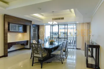 3 Bedroom Condo for rent in Khlong Toei Nuea, Bangkok near MRT Sukhumvit