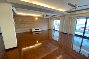 3 Bedroom Condo for rent in Khlong Toei Nuea, Bangkok near Airport Rail Link Makkasan
