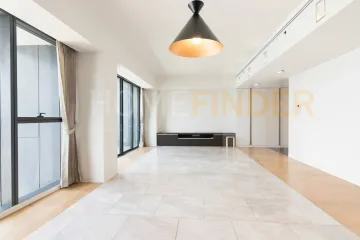 3 Bedroom Condo for rent in Thung Maha Mek, Bangkok near BTS Chong Nonsi