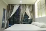 1 Bedroom Condo for sale in Lumpini, Bangkok near BTS Ploen Chit