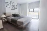 2 Bedroom Condo for sale in Khlong Toei Nuea, Bangkok near MRT Phetchaburi