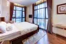 2 Bedroom Condo for sale in Khlong Tan Nuea, Bangkok near BTS Phrom Phong