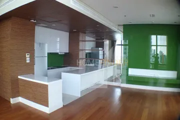 2 Bedroom Condo for sale in Khlong Tan, Bangkok